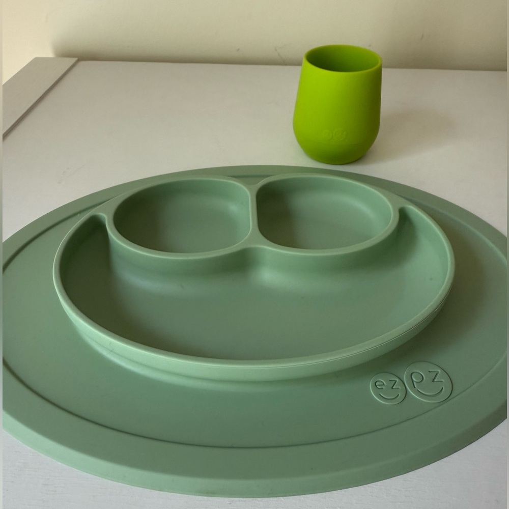 Ez Pz Silicone Suction Plate and Cup Set